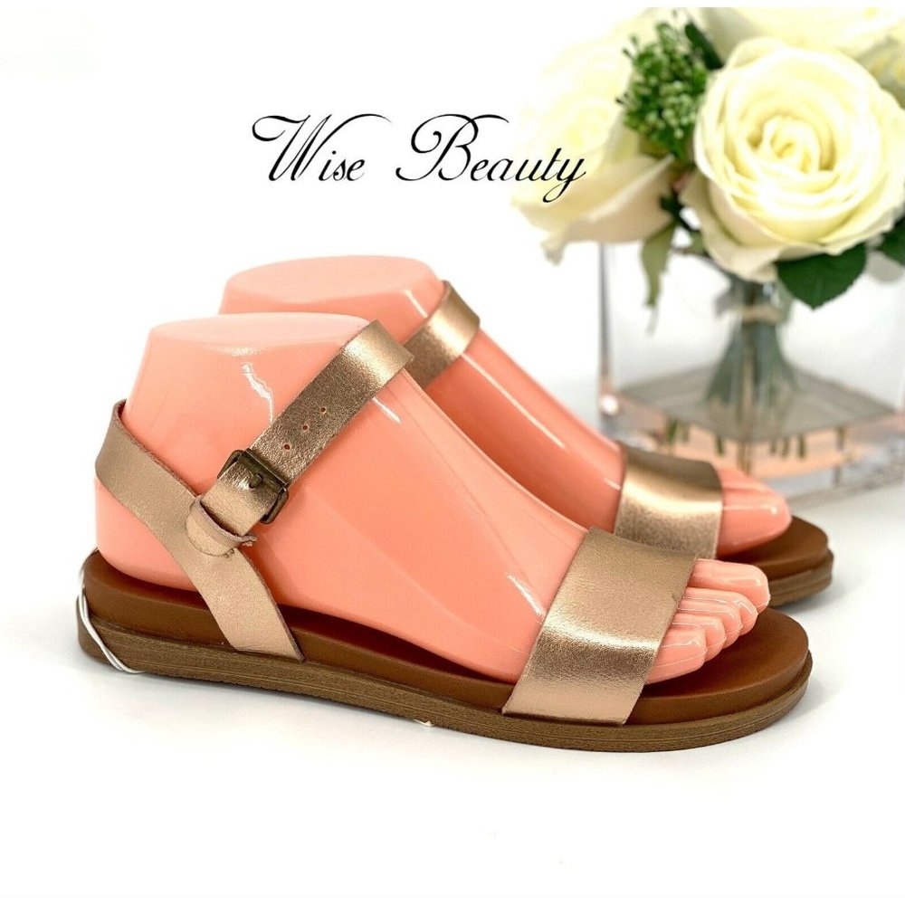 NEW Women’s Nyla Ankle Strap Sandals Size 6 Shoe Rose Gold Universal Thread
